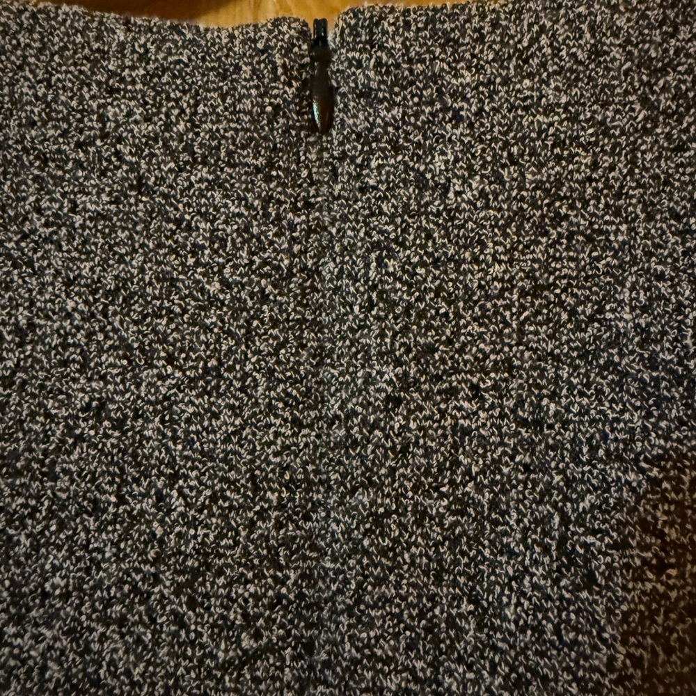 Classic Style Retro Chic Pencil Style Dress
Size 12 - Picture 8 of 11